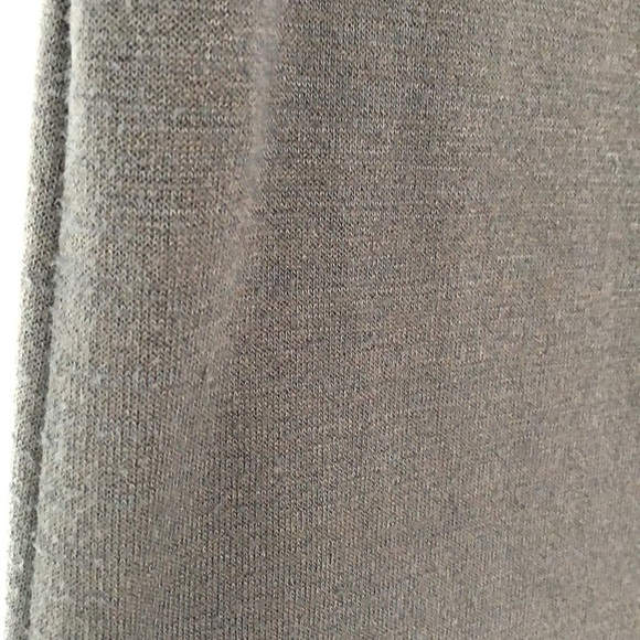 Aritizia Wilfred Free stretch skirt with ruching - Picture 6 of 8